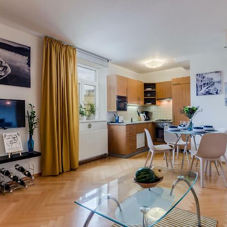 Appartamento Prague 1 Sunny Apt With Terrace By Michal&Friends Esterno foto